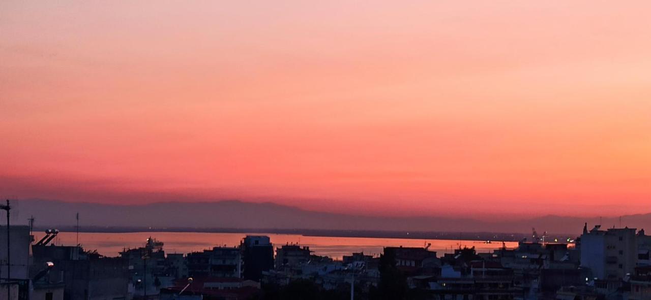 Sunset Rooftop Apartment Saloniki Zewnętrze zdjęcie